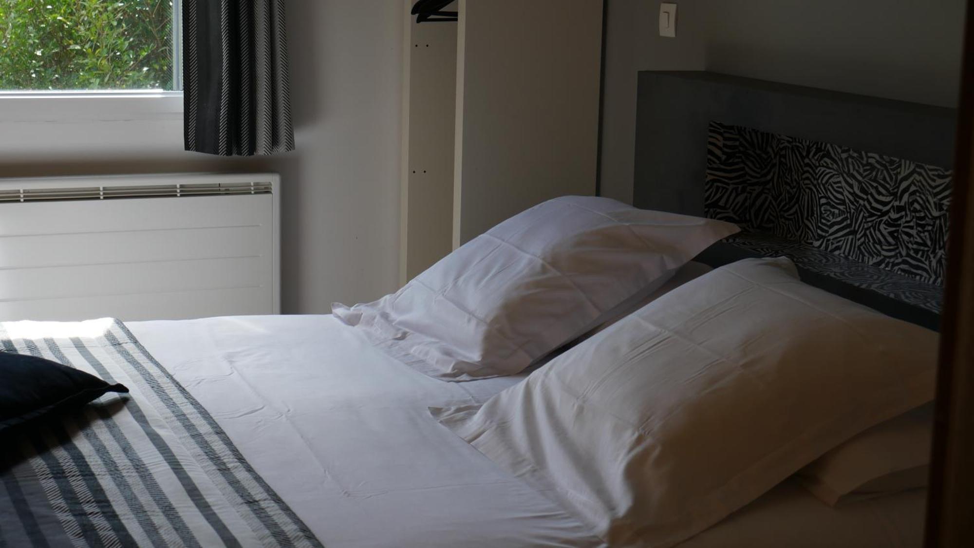 Chambres D'Hotes La Ferme Du Scardon Neufmoulin Room photo