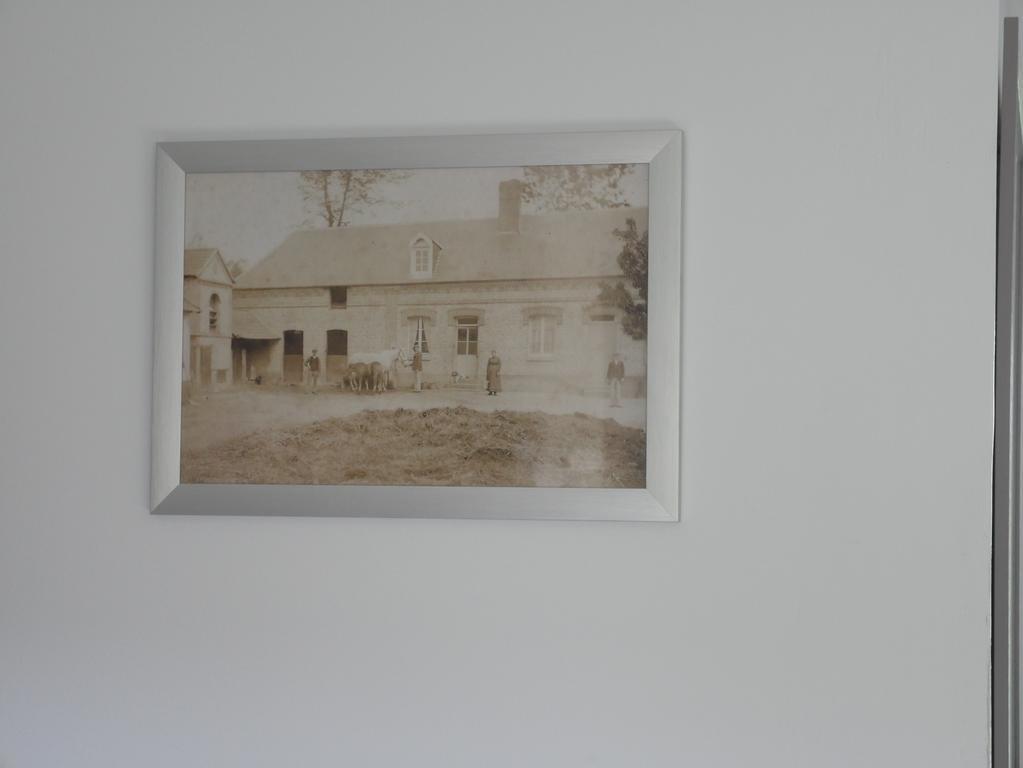 Chambres D'Hotes La Ferme Du Scardon Neufmoulin Exterior photo